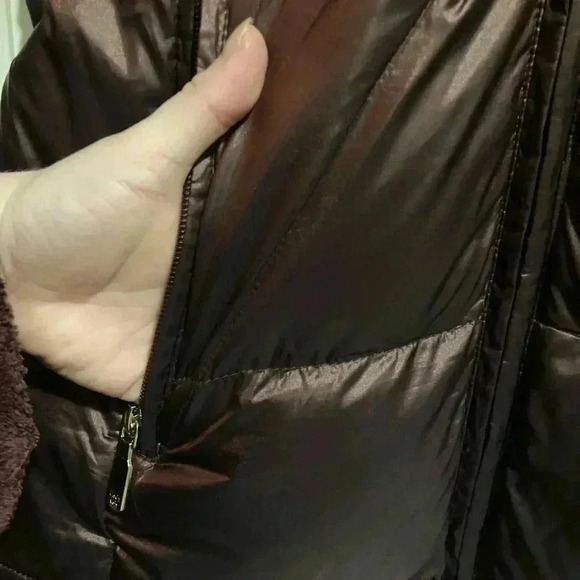 Calvin Klein Women’s Premium Down Puffer Coat w/ Hood Maroon Sz. XS - Picture 7 of 11